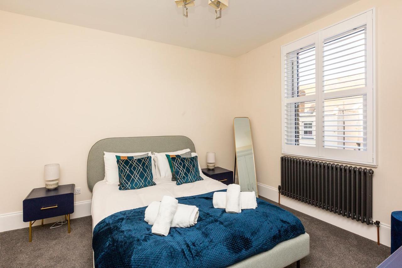 Stunning Seaside Apartment Over 3 Floors Near Margate Westgate-on-Sea Exterior photo